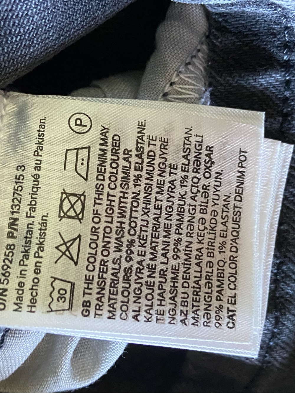 NWT - H&M Classic Black High-Rise Denim Shorts - Picture 5 of 5